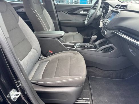 Used 2023 Chevrolet TrailBlazer LS FWD image 14