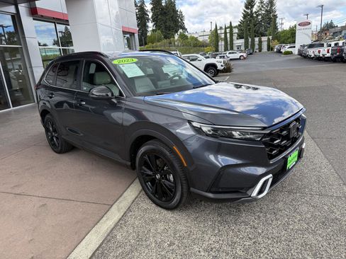 Used 2023 Honda CR-V Sport Touring image 8