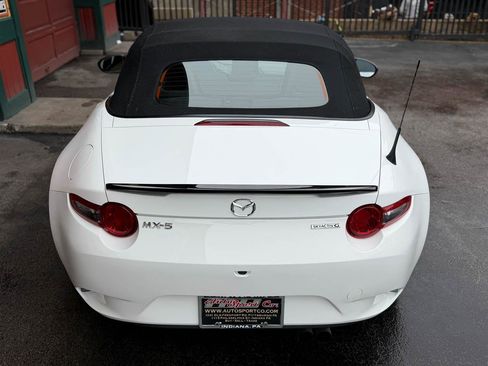 Used 2020 MAZDA MX-5 Miata Sport image 7