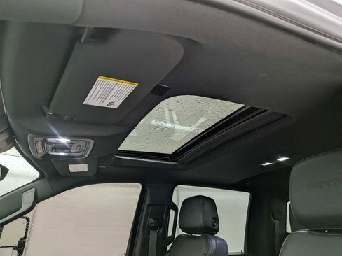 Used 2025 GMC Sierra 3500 AT4 w/ AT4 Premium Plus Package image 21