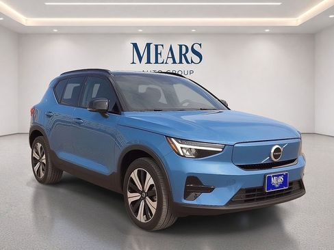 Used 2023 Volvo XC40 Recharge Core AWD/4WD image 8