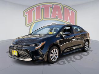 Certified 2022 Toyota Corolla LE video 1
