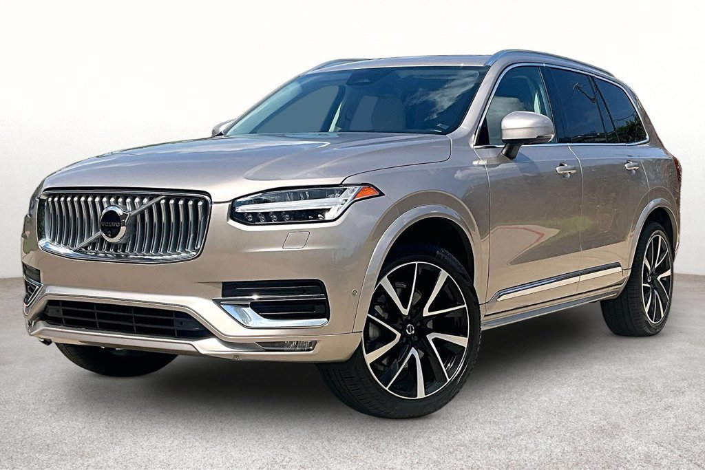 Certified 2025 Volvo XC90 B6 Plus w/ Protection Package AWD/4WD image 15