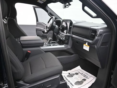New 2026 Ford F150 XLT w/ Equipment Group 302A MID AWD/4WD image 24
