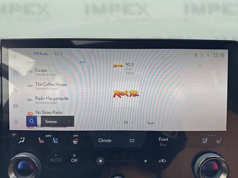 Used 2023 Lexus RX 350 Premium image 18