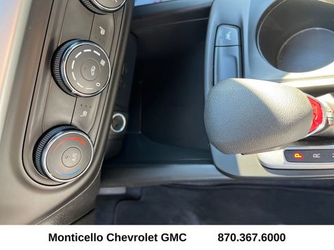 Used 2024 Chevrolet Trax RS w/ Driver Confidence Package image 18