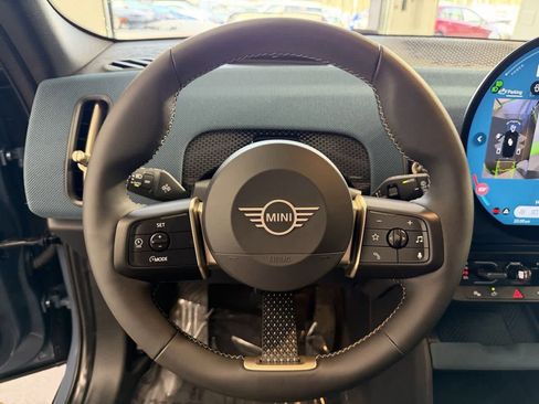 Certified 2025 MINI Cooper Countryman S w/ Comfort Package Max image 16