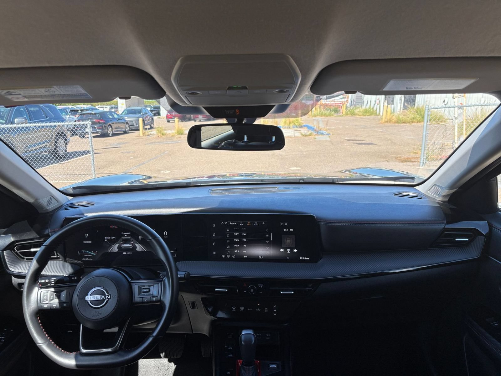 Used 2026 Nissan Kicks SR AWD/4WD image 31