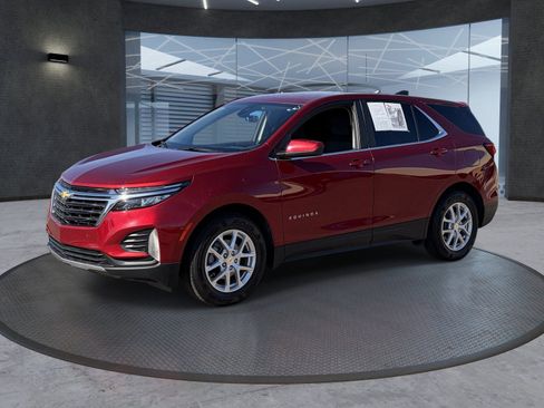 Certified 2024 Chevrolet Equinox LT w/ LPO, Cargo Package FWD image 2