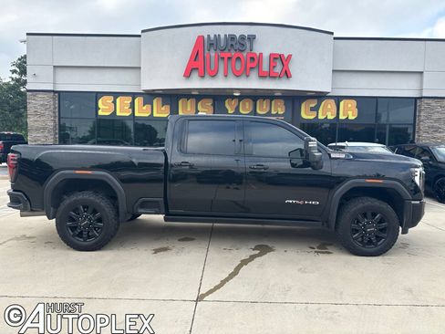 Used 2024 GMC Sierra 2500 AT4 w/ AT4 Premium Plus Package AWD/4WD image 1