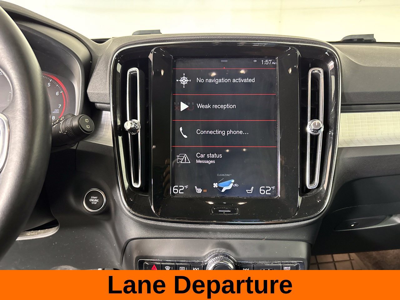 Used 2019 Volvo XC40 T5 Momentum AWD/4WD image 15