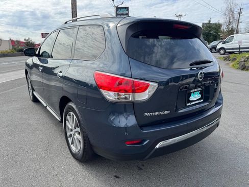 Used 2015 Nissan Pathfinder S FWD image 5
