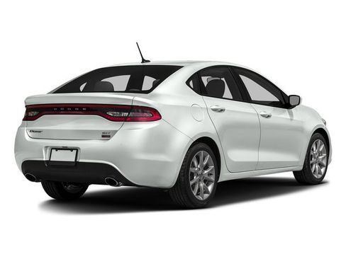 Used 2016 Dodge Dart SXT image 2