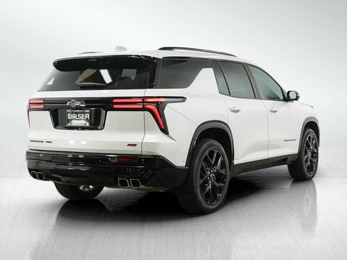 Used 2024 Chevrolet Traverse RS AWD/4WD image 6