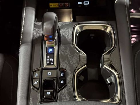 Used 2023 Lexus RX 350 Premium Plus w/ Cold Area Package AWD/4WD image 18