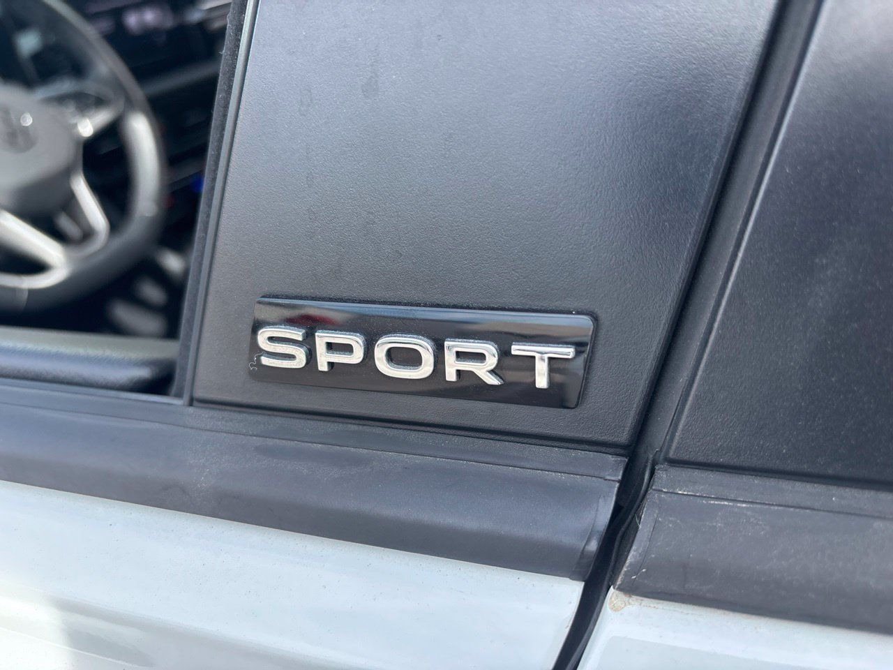 Used 2025 Volkswagen Jetta Sport FWD image 4