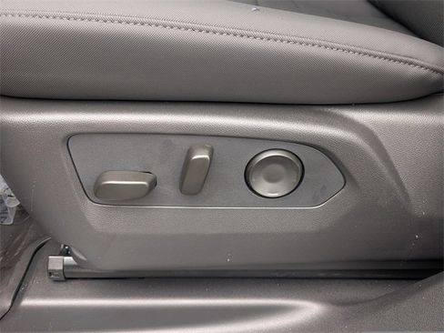 New 2026 GMC Hummer EV SUV image 22