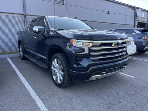 Used 2023 Chevrolet Silverado 1500 High Country w/ High Country Premium Package AWD/4WD image 1