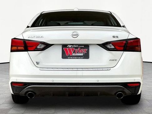 Used 2021 Nissan Altima 2.5 SR w/ SR Premium Package AWD/4WD image 5