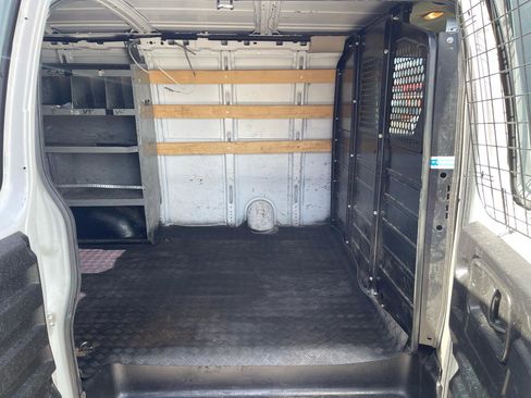 Used 2020 GMC Savana 2500 w/ Driver Convenience Package RWD image 14