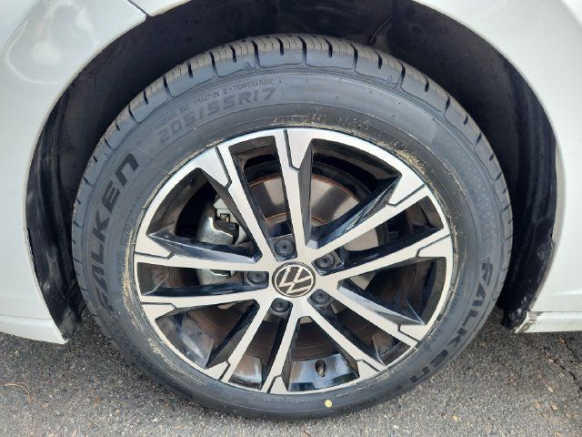 Used 2025 Volkswagen Jetta Sport FWD image 16