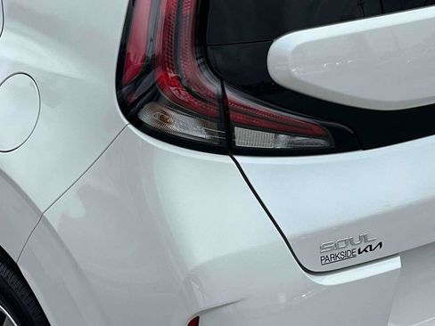 Certified 2025 Kia Soul LX w/ LX Technology Package FWD image 34