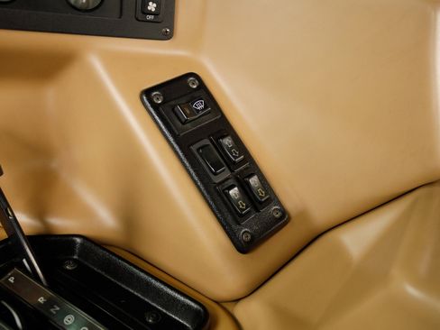 Used 1998 HUMMER H1 4-Door Open Top image 30
