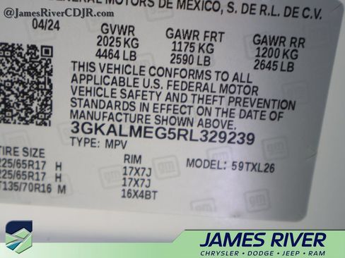 Used 2024 GMC Terrain SLE FWD image 38