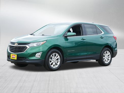 Used 2019 Chevrolet Equinox LT FWD image 3