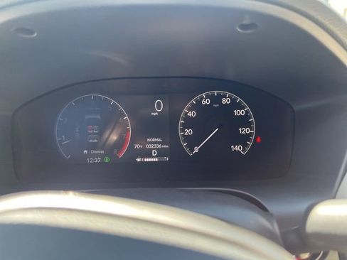 Used 2025 Honda HR-V LX image 17