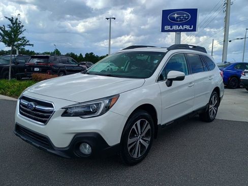 Used 2019 Subaru Outback 2.5i Limited w/ Popular Package #2 AWD/4WD image 1