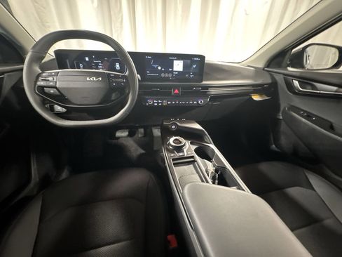 New 2025 Kia EV6 Light image 12