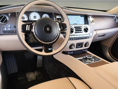 Certified 2019 Rolls-Royce Wraith RWD image 15