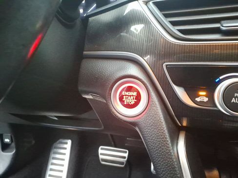 Used 2020 Honda Accord Sport image 11