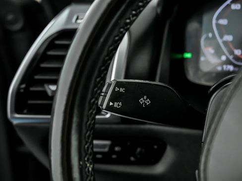 Used 2019 BMW M850i xDrive Convertible image 33