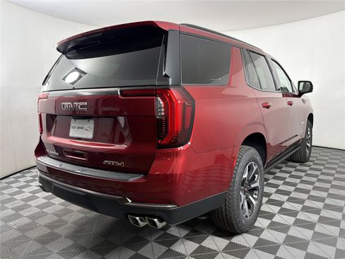 New 2026 GMC Yukon AT4 Ultimate w/ LPO, Floor Liner Package AWD/4WD image 6