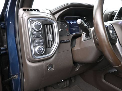 Used 2020 GMC Sierra 1500 Denali w/ Denali Ultimate Package AWD/4WD image 12