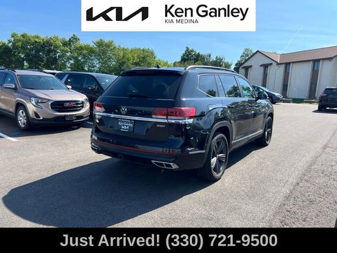 Used 2021 Volkswagen Atlas SE w/ Panoramic Sunroof Package AWD/4WD image 5