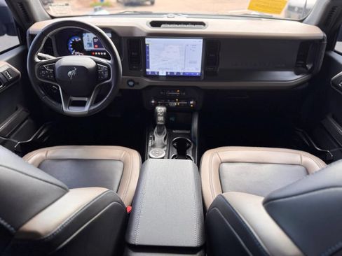 Used 2024 Ford Bronco Wildtrak AWD/4WD image 24