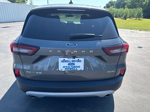 Used 2023 Ford Escape Active AWD/4WD image 6