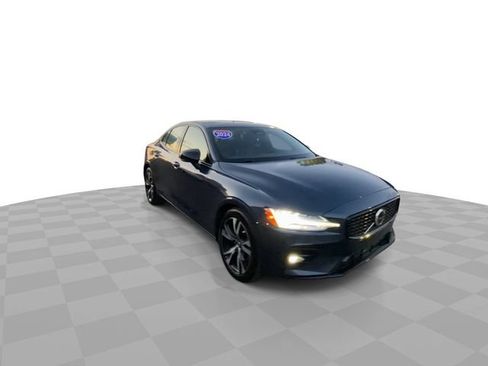 Used 2024 Volvo S60 B5 Core FWD image 4