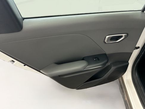 Used 2025 Kia K4 FWD image 27