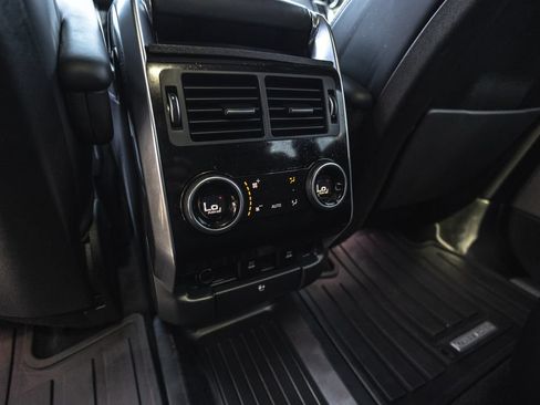 Used 2019 Land Rover Range Rover Sport HSE AWD/4WD image 23