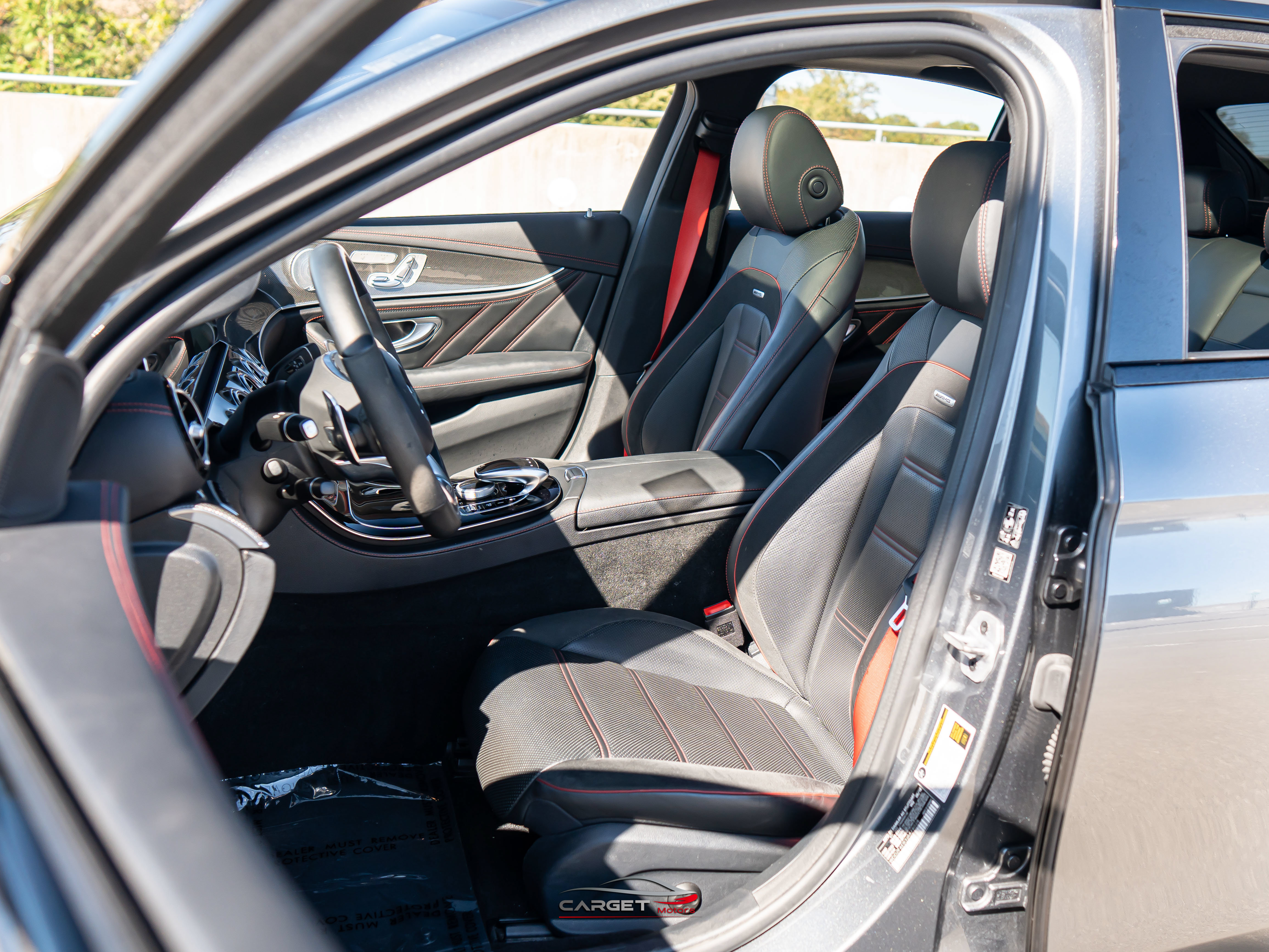 Used 2018 Mercedes-Benz E 43 AMG 4MATIC Sedan w/ Premium 3 Package image 16