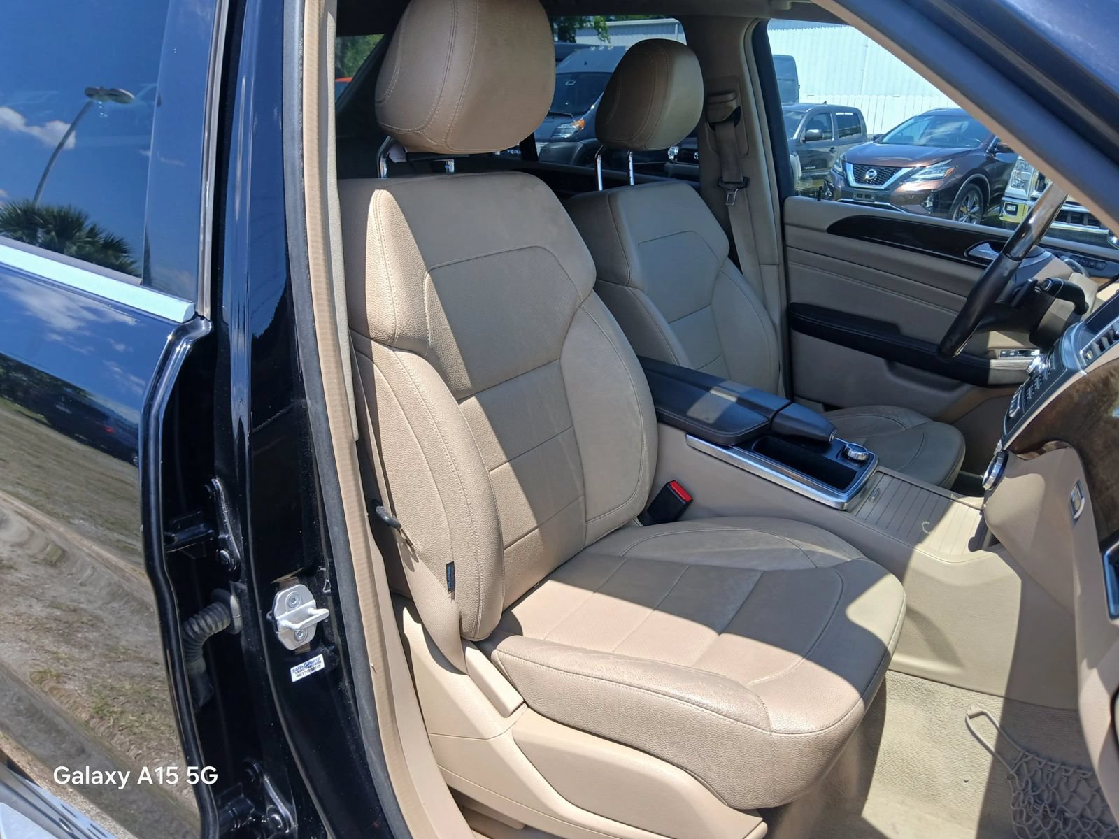 Used 2015 Mercedes-Benz ML 250 BlueTEC 4MATIC w/ Premium 1 Package image 37