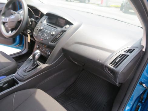Used 2015 Ford Focus SE w/ Interior Protection Package image 17