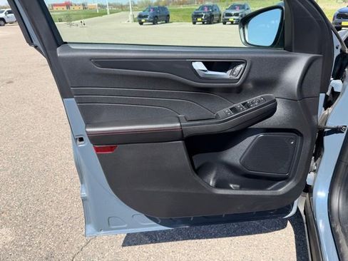 Used 2025 Ford Escape ST-Line AWD/4WD image 26