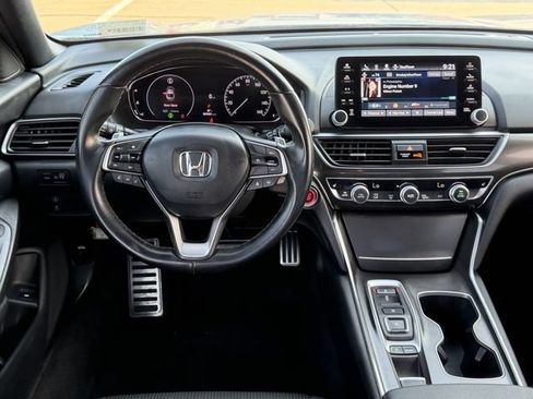 Used 2021 Honda Accord Sport image 12