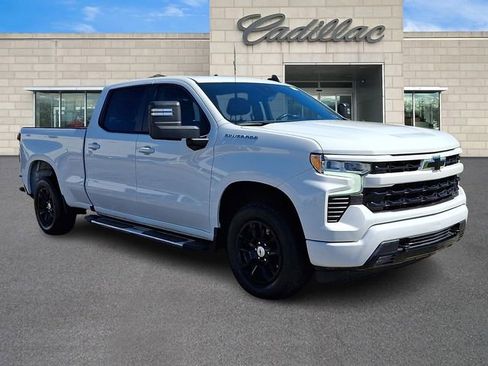 Used 2023 Chevrolet Silverado 1500 RST AWD/4WD image 2