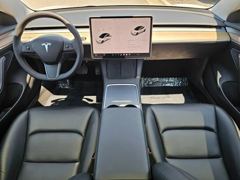 Used 2023 Tesla Model 3 Standard Range RWD image 18